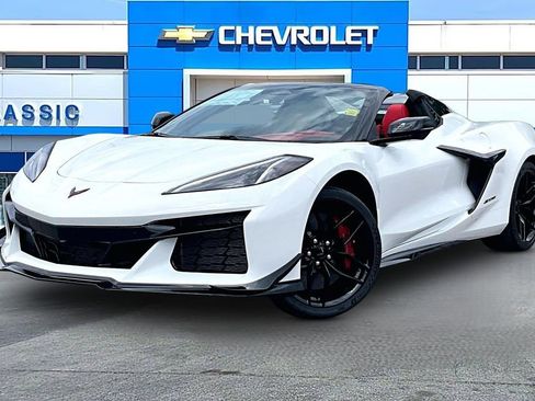 New 2026 Chevrolet Corvette Z06 RWD image 2