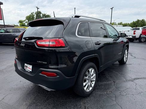 Used 2016 Jeep Cherokee Limited w/ Luxury Group AWD/4WD image 7