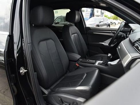 Used 2023 Audi Q3 2.0T Premium Plus w/ Premium Plus Package AWD/4WD image 23