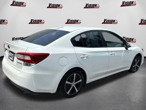 Used 2022 Subaru Impreza 2.0i Premium image 4