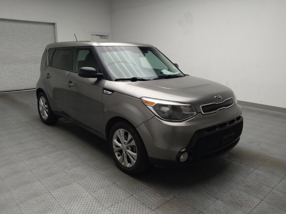 Used 2016 Kia Soul + FWD image 13
