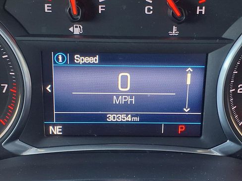 Used 2021 GMC Acadia SLE w/ Driver Convenience Package image 19