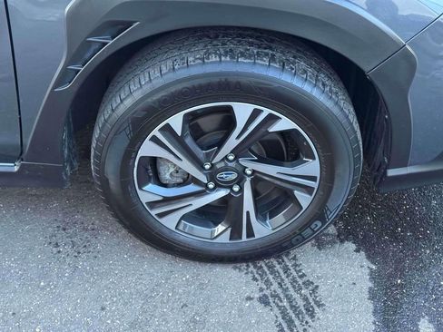 Used 2024 Subaru Crosstrek 2.0i Premium image 9