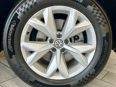 Used 2018 Volkswagen Atlas SE AWD/4WD image 20