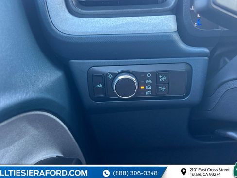 New 2026 Ford Maverick XLT image 25