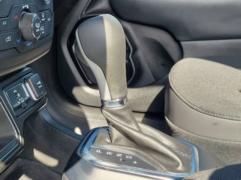 Used 2018 Jeep Renegade Altitude image 30