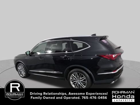 Used 2023 Acura MDX SH-AWD w/ Advance Package image 6