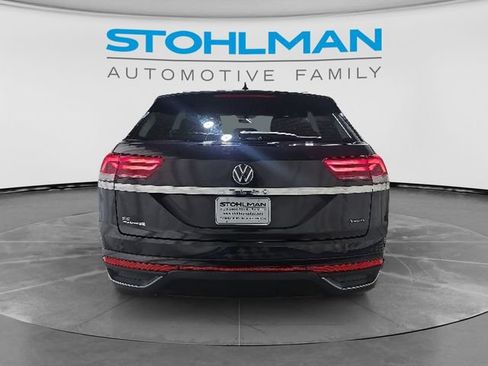 Used 2023 Volkswagen Atlas Cross Sport SE AWD/4WD image 5