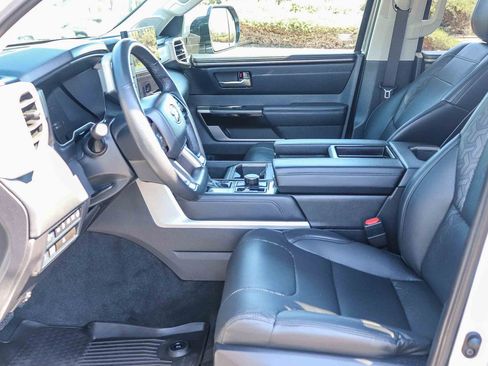 Used 2024 Toyota Tundra Limited AWD/4WD image 16