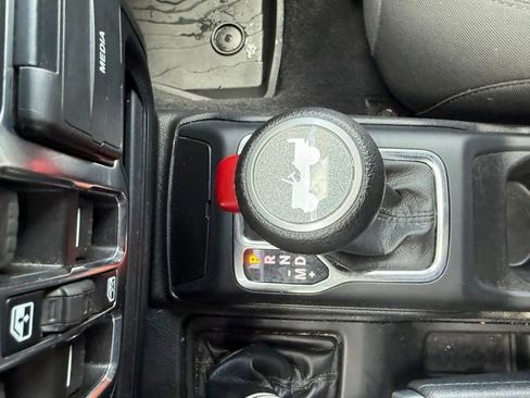 Used 2021 Jeep Wrangler Unlimited Sport AWD/4WD image 14