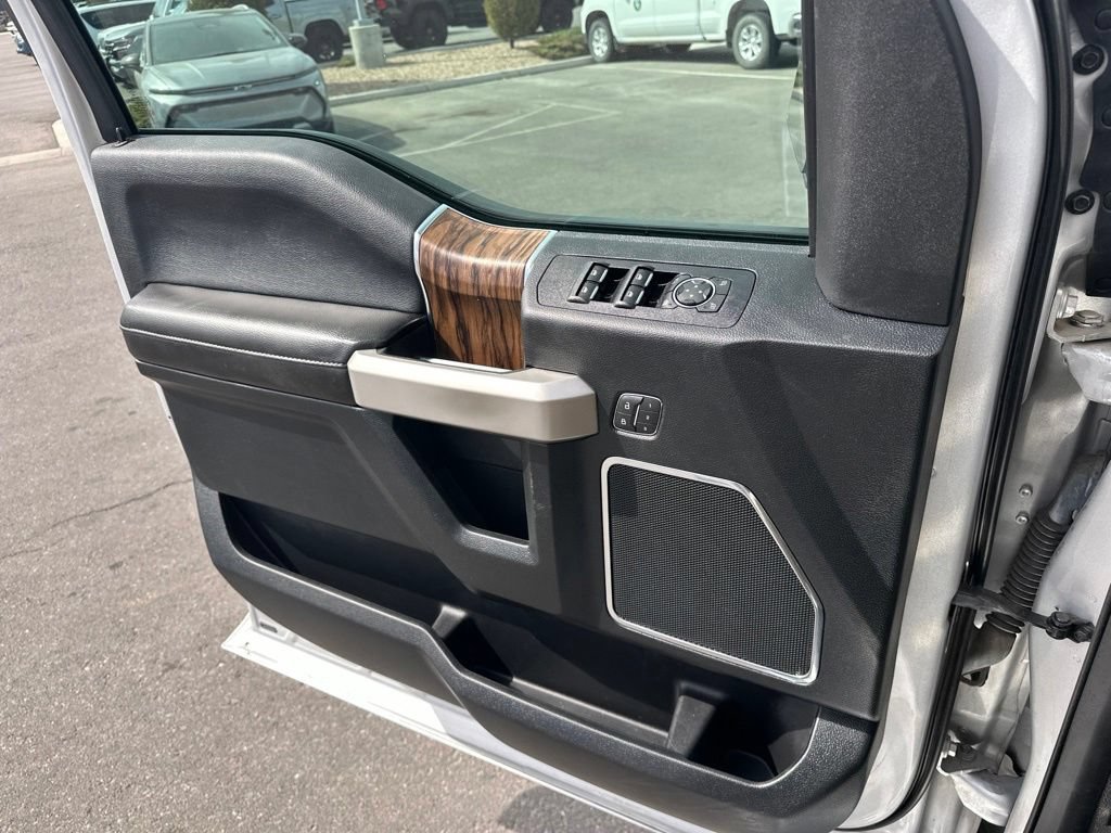Used 2019 Ford F150 Lariat w/ Equipment Group 502A Luxury AWD/4WD image 25