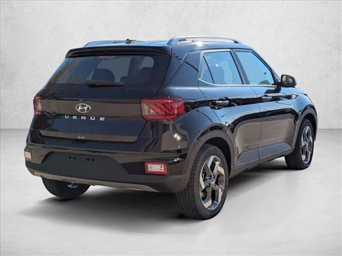 New 2026 Hyundai Venue SEL image 2