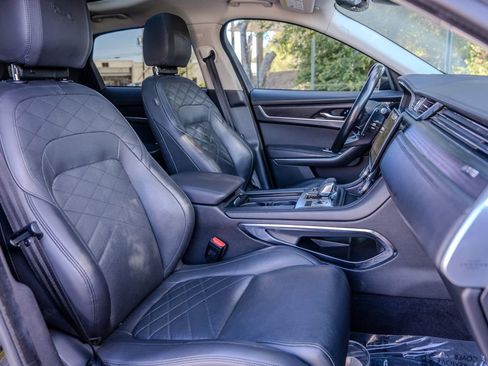 Used 2023 Jaguar F-PACE S image 22