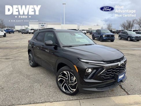 Used 2025 Chevrolet TrailBlazer RS image 1