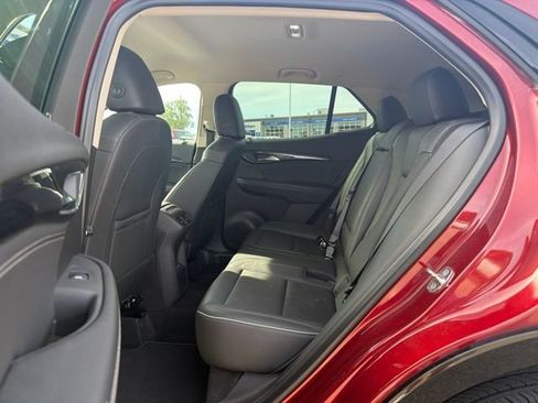 Used 2021 Buick Envision Essence w/ Technology Package I AWD/4WD image 8