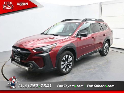 Used 2023 Subaru Outback Limited image 2