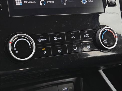 Used 2022 Hyundai Tucson SE image 16