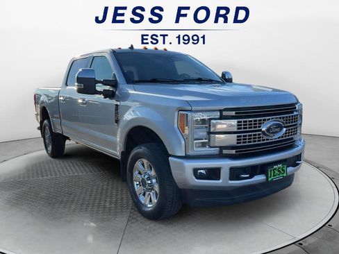 Used 2019 Ford F250 Platinum w/ Platinum Ultimate Package image 7