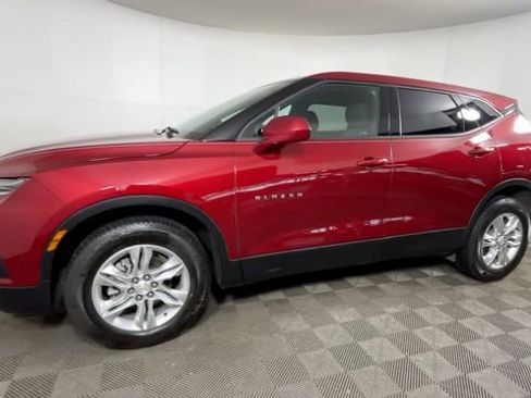 Used 2021 Chevrolet Blazer LT FWD image 9