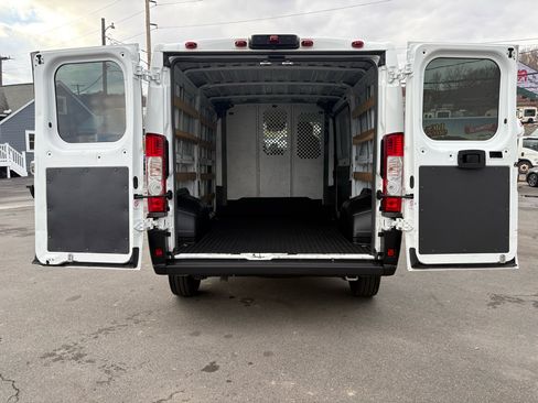 Used 2023 RAM ProMaster 2500 image 32