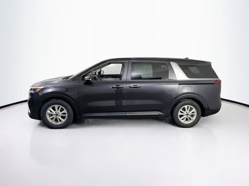 Used 2024 Kia Carnival LX image 8