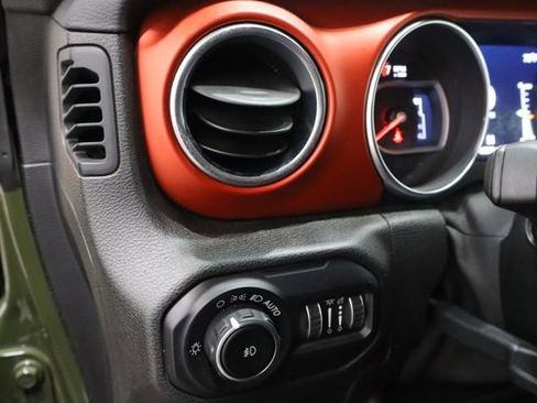 Used 2020 Jeep Wrangler Rubicon image 18