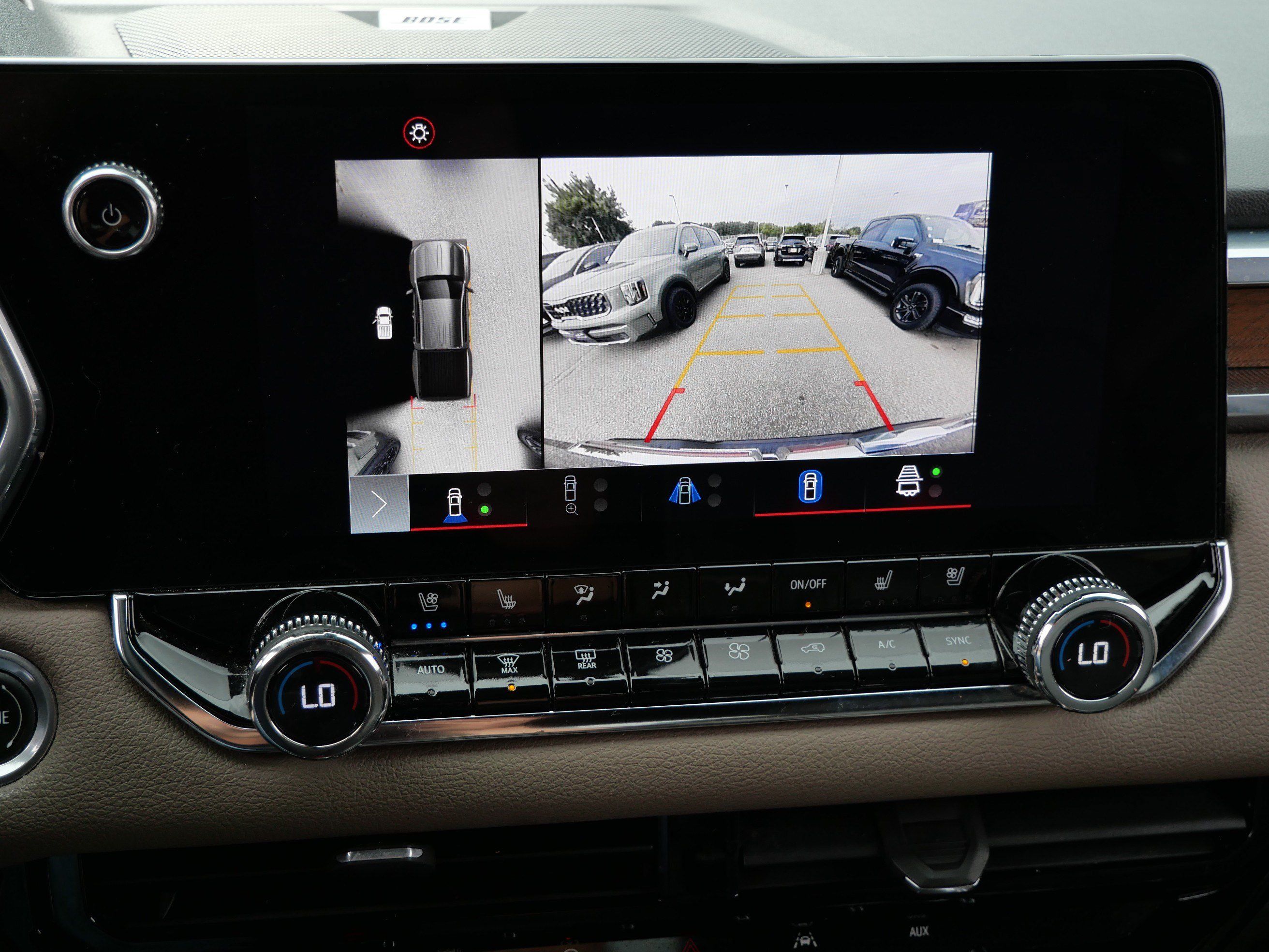 Used 2023 GMC Canyon Denali AWD/4WD image 34