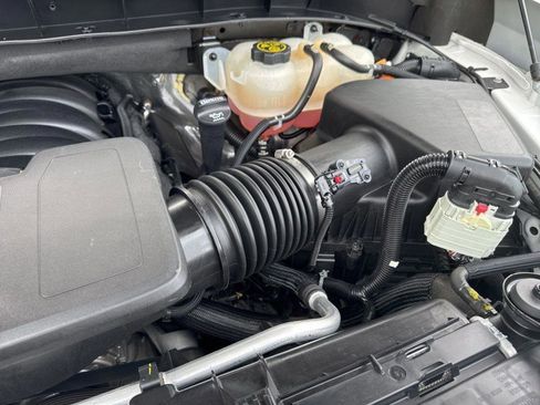 Used 2023 Chevrolet Silverado 1500 LTZ image 32