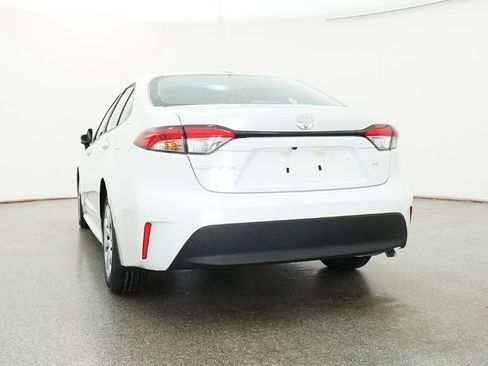 New 2026 Toyota Corolla LE FWD image 22
