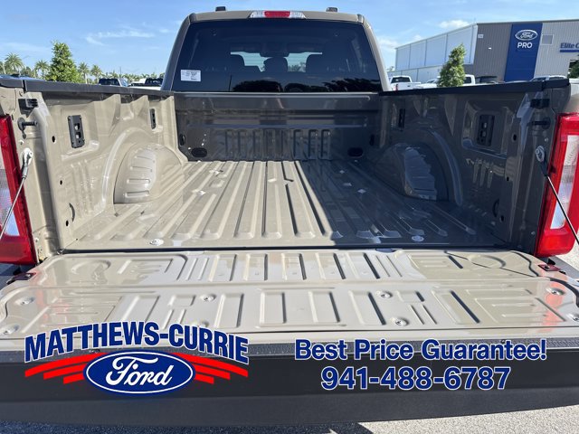 New 2026 Ford F250 XLT w/ FX4 Off-Road Package AWD/4WD image 16