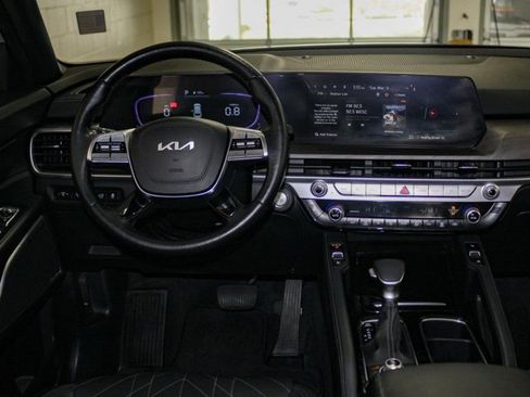 Used 2023 Kia Telluride EX X-Line image 11