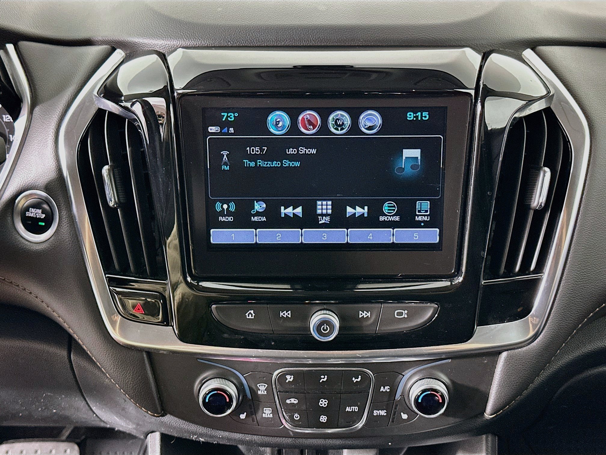 Used 2019 Chevrolet Traverse LT FWD image 21