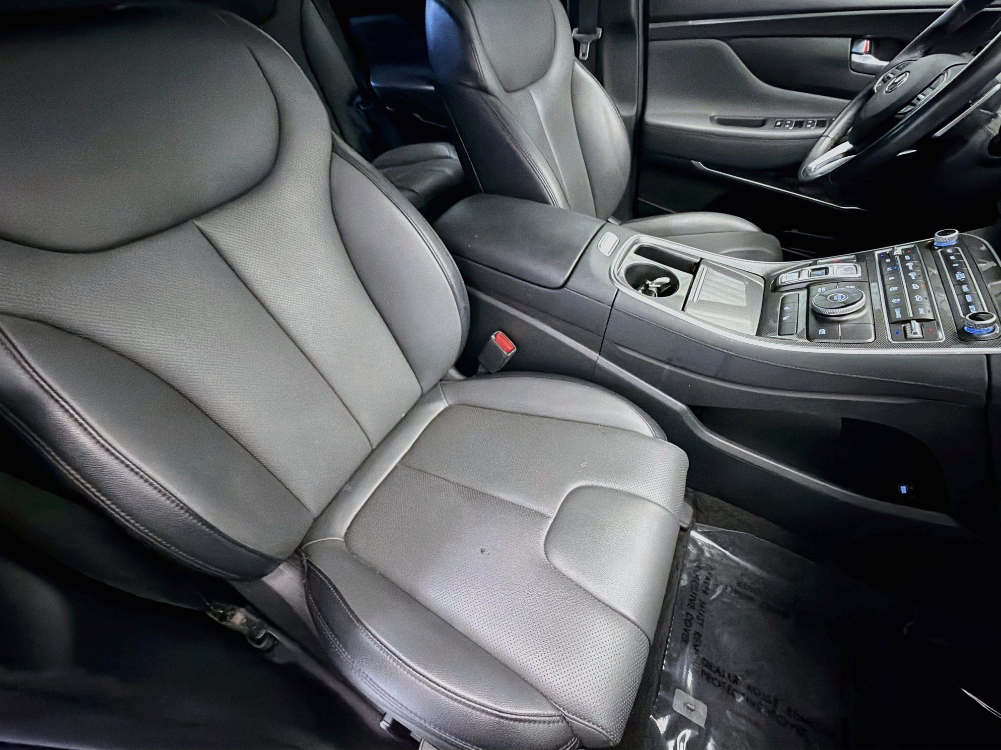 Used 2023 Hyundai Santa Fe SEL w/ Premium Package FWD image 15