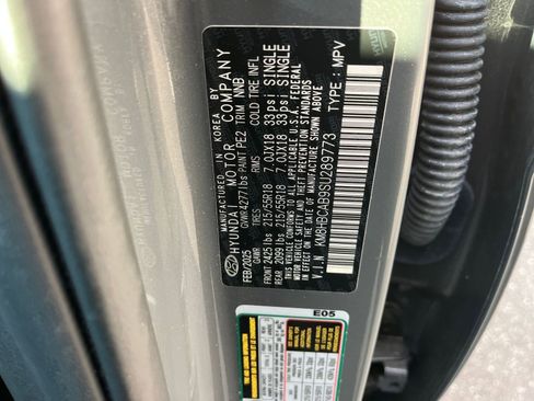 Used 2025 Hyundai Kona SEL image 29