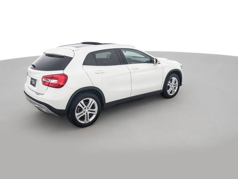 Used 2015 Mercedes-Benz GLA 250 4MATIC image 5