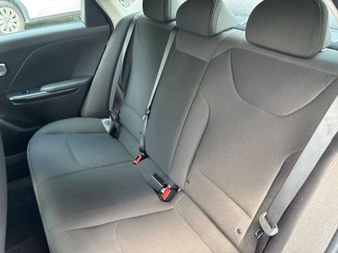 Used 2026 Kia K4 FWD image 34