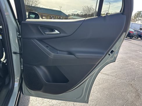 New 2026 Chevrolet Equinox LT w/ Convenience Package II image 18