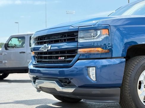 Used 2019 Chevrolet Silverado 1500 LT w/ All Star Edition AWD/4WD image 41