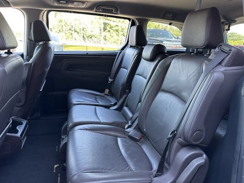 Used 2023 Honda Odyssey EX-L image 17
