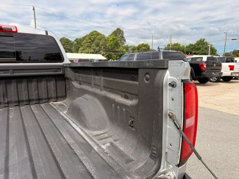 Used 2018 Chevrolet Colorado Z71 AWD/4WD image 15