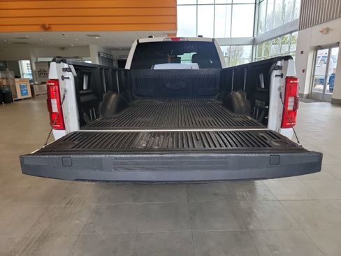 Used 2021 Ford F150 XLT RWD image 32