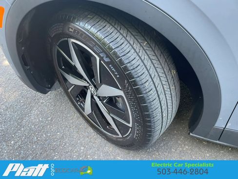 Used 2023 Volkswagen ID.4 S RWD image 18