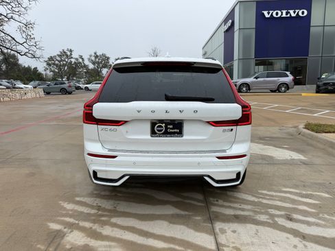 New 2026 Volvo XC60 B5 Ultra w/ Protection Package Premier image 5