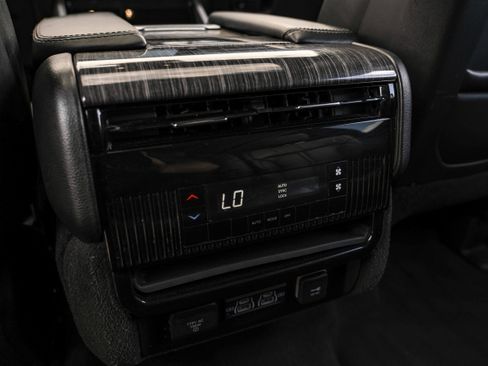 Used 2022 Jeep Wagoneer Series II w/ Premium Group I RWD image 33