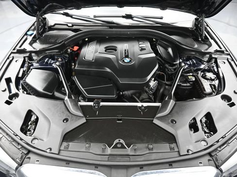 Used 2018 BMW 530i xDrive AWD/4WD image 50