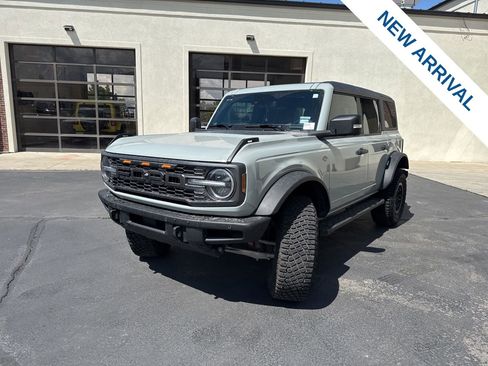 Used 2024 Ford Bronco Wildtrak AWD/4WD image 3