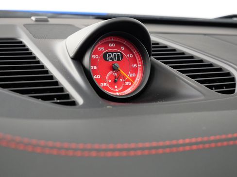 Used 2019 Porsche 911 GT2 RS RWD image 36