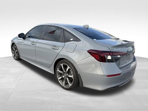 Used 2025 Honda Civic Sport image 6