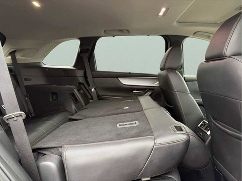 Used 2024 MAZDA CX-90 3.3 Turbo w/ Preferred Plus image 40