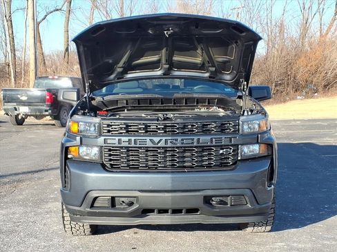 Used 2021 Chevrolet Silverado 1500 Custom w/ LPO, Dark Essentials Package image 31